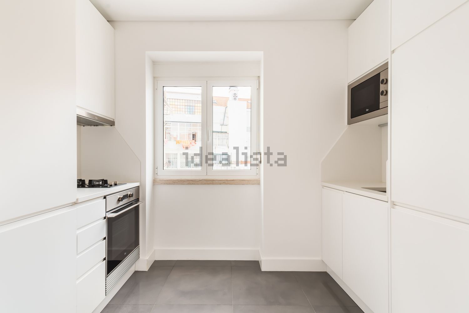 出租公寓 t1在Rua Neves Ferreira - 厨房