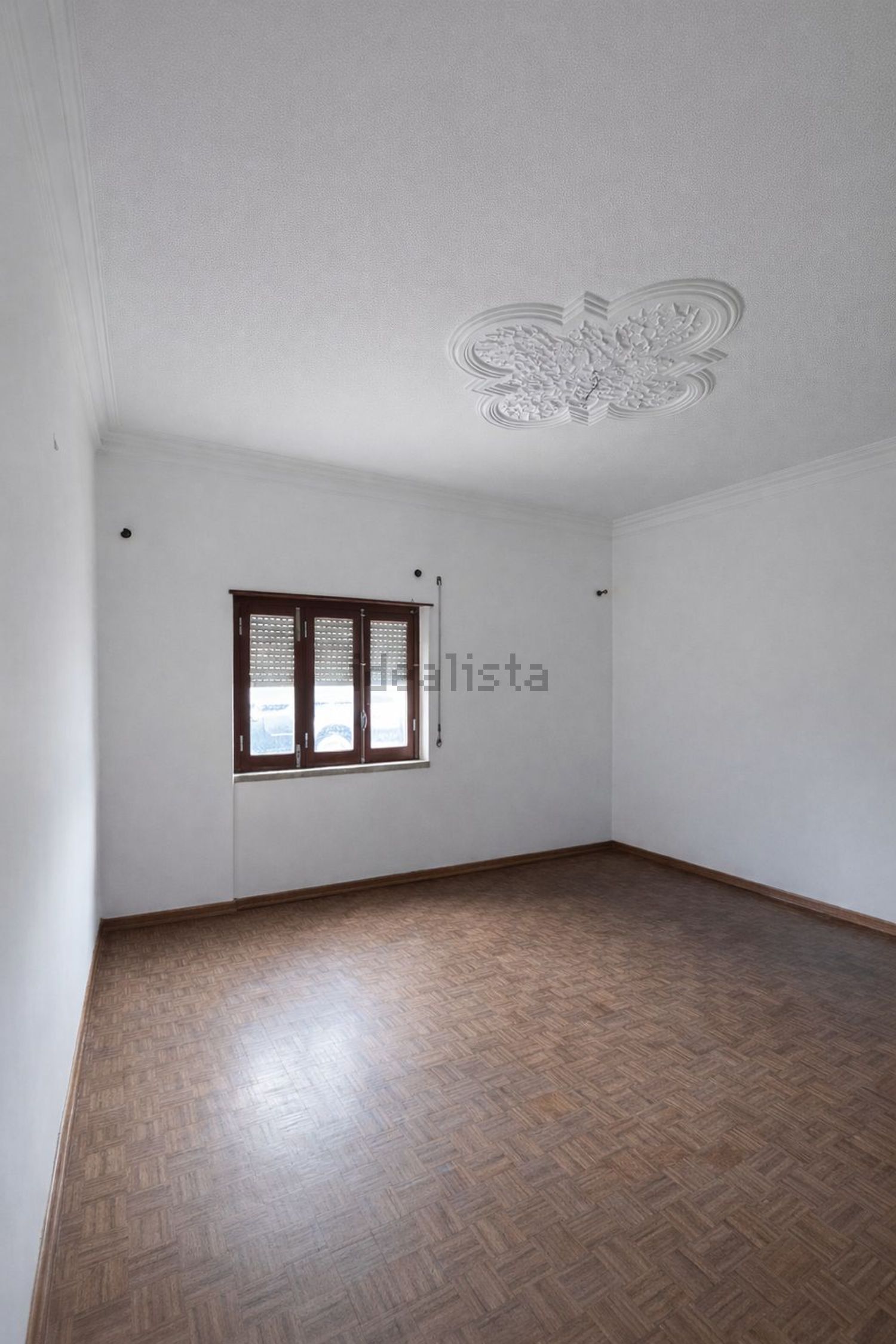 出租小楼房或独栋别墅在Rua Afonso de Albuquerque, 48 - 居住