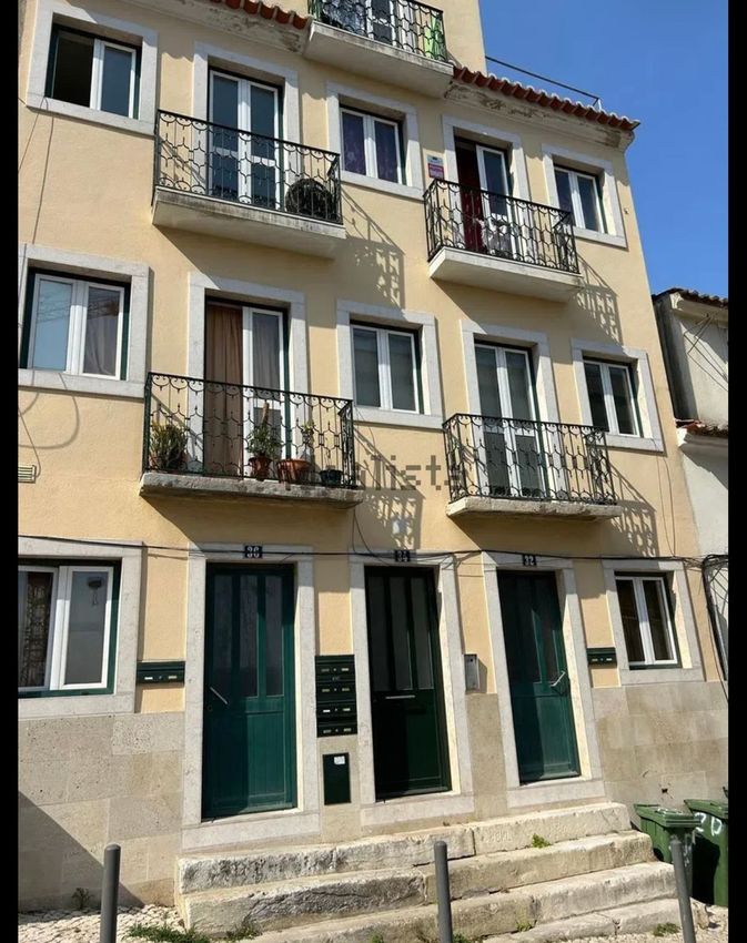 出租复式公寓在Rua da Bela Vista à Graça, 34