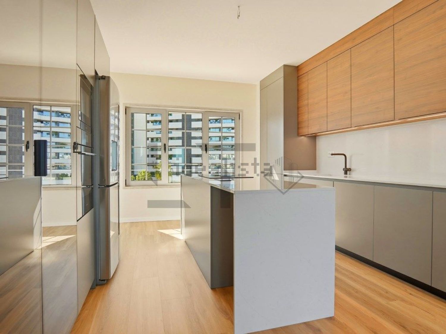 顶层公寓出售在Alameda dos Oceanos - 厨房