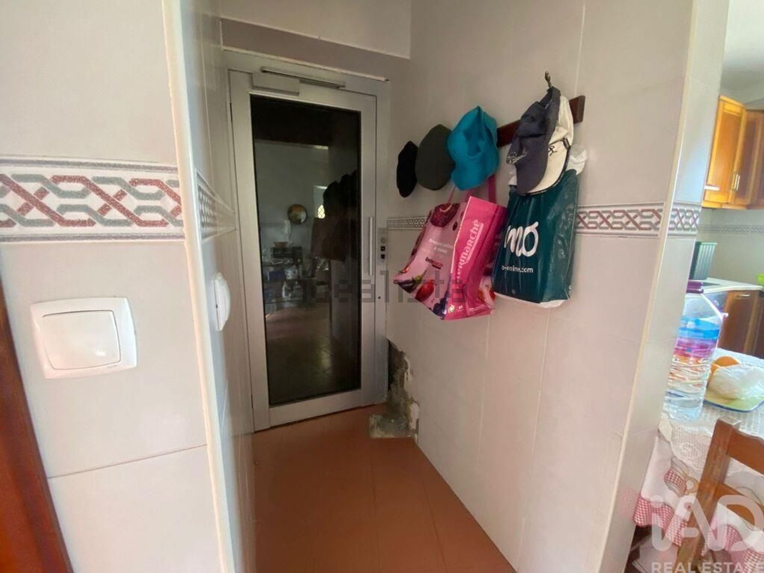 小楼房或独栋别墅出售在Lamas e Cercal - 照片