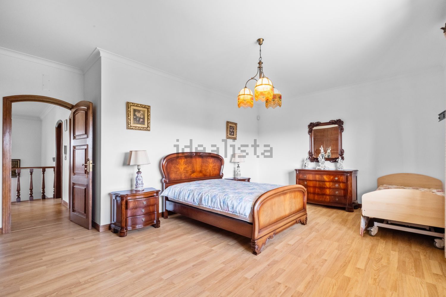 小楼房或独栋别墅出售在Rua Principal - 卧室