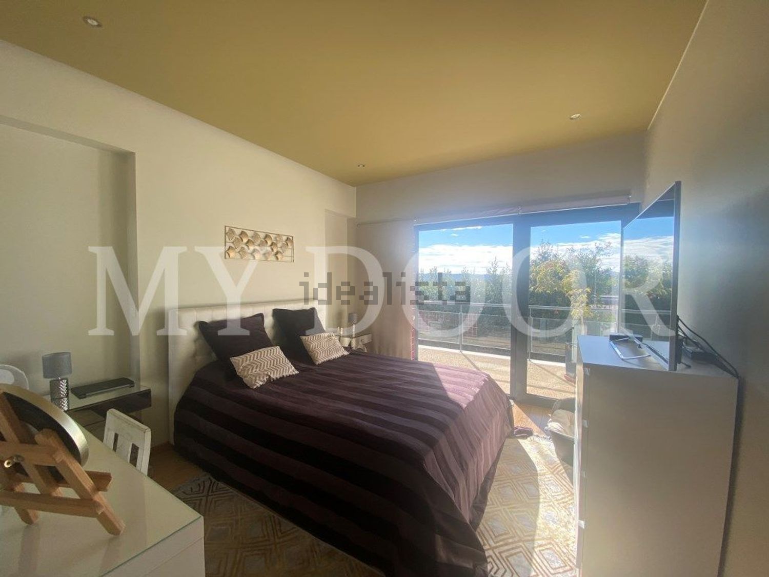 小楼房或独栋别墅出售在Santo Antão e São Julião do Tojal - 卧室