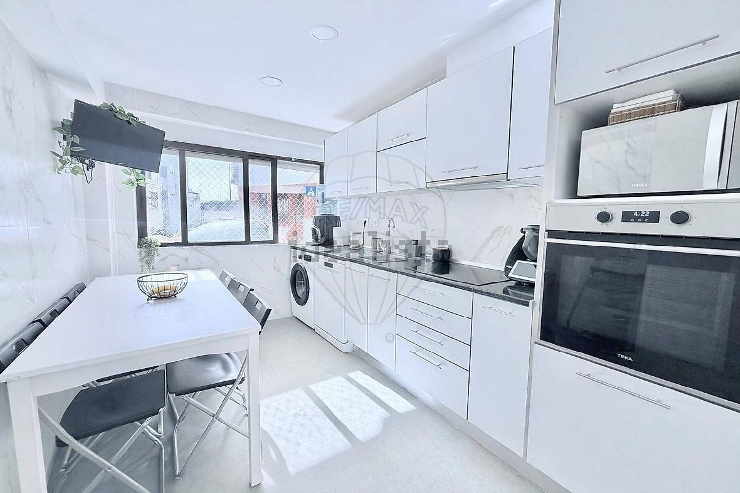 公寓 t2出售在Avenida Francisco Relógio - 厨房