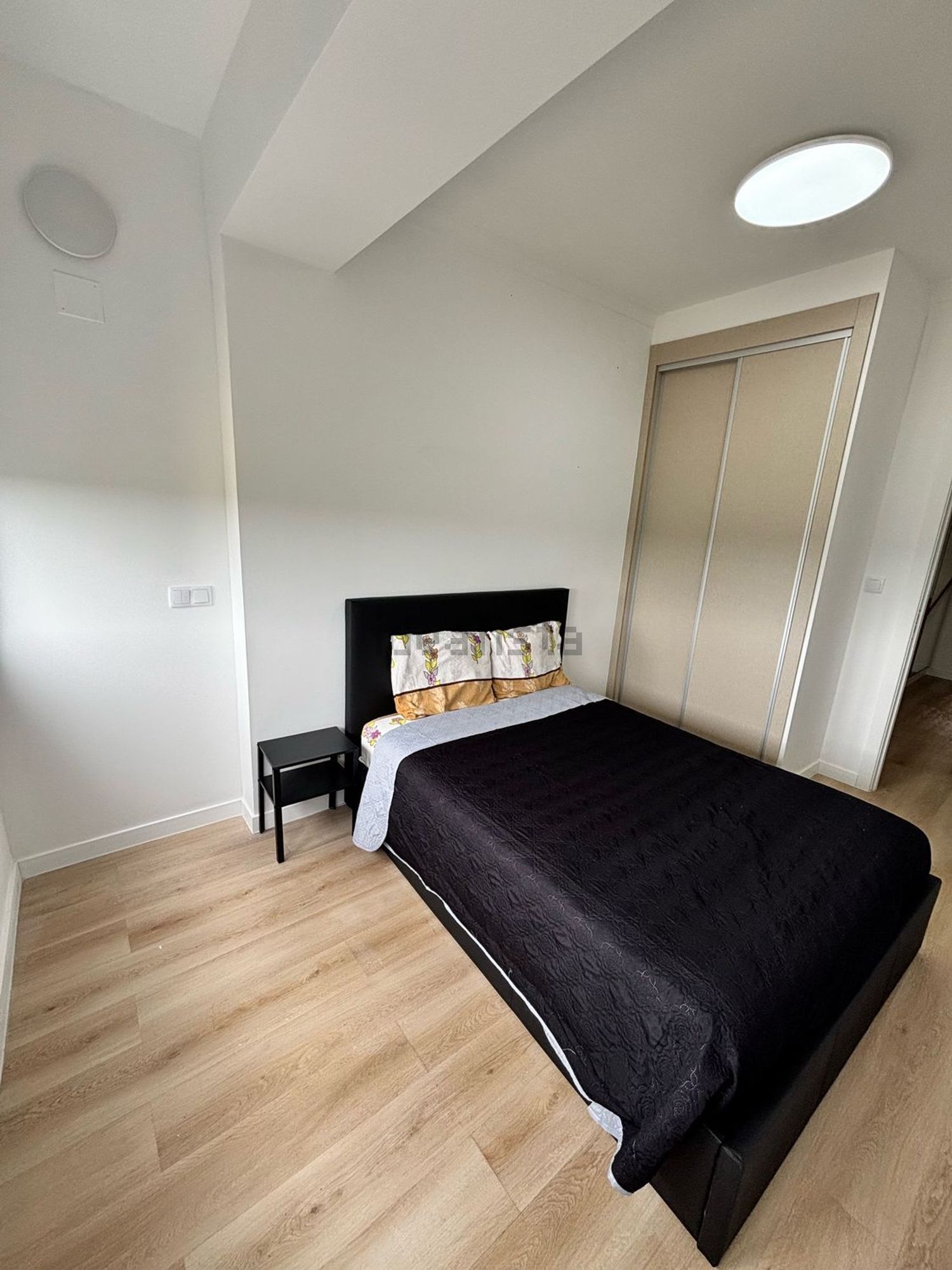 出租房间在Rua Paulo Reis Gil, 51 - 卧室