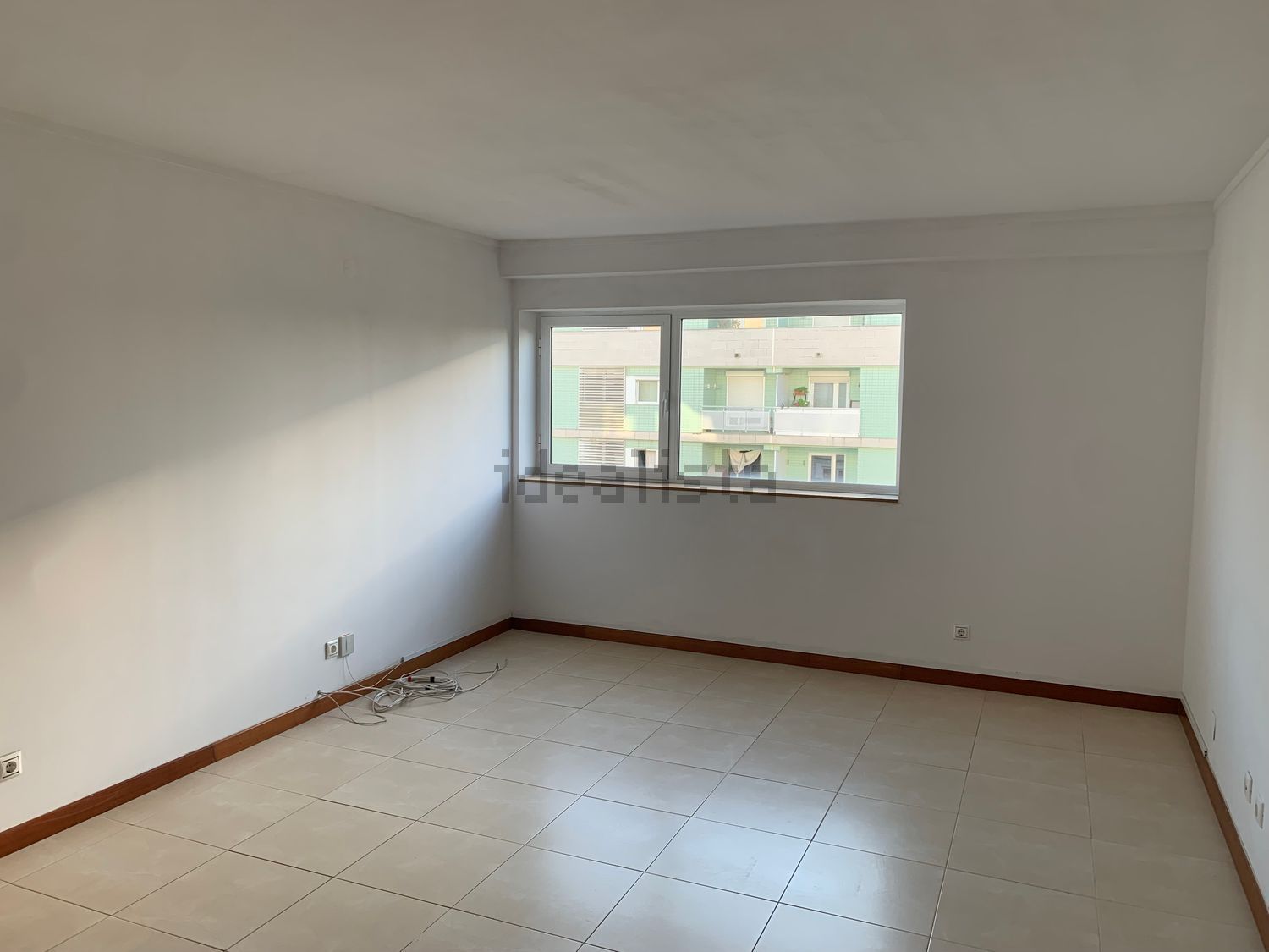 出租公寓 t3在Rua Maria de Lourdes Pintassilgo - 客厅