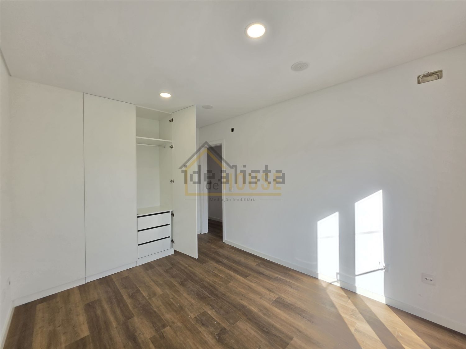 小楼房或独栋别墅出售在Rua da Cerda - 卧室