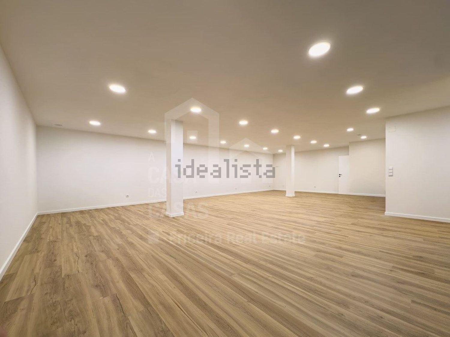 小楼房或独栋别墅出售在Encarnação - 居住