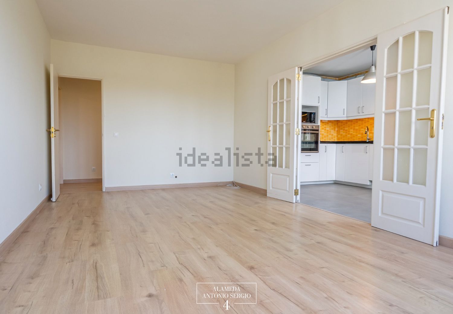 出租公寓 t2在Alameda António Sérgio, 4 - 居住