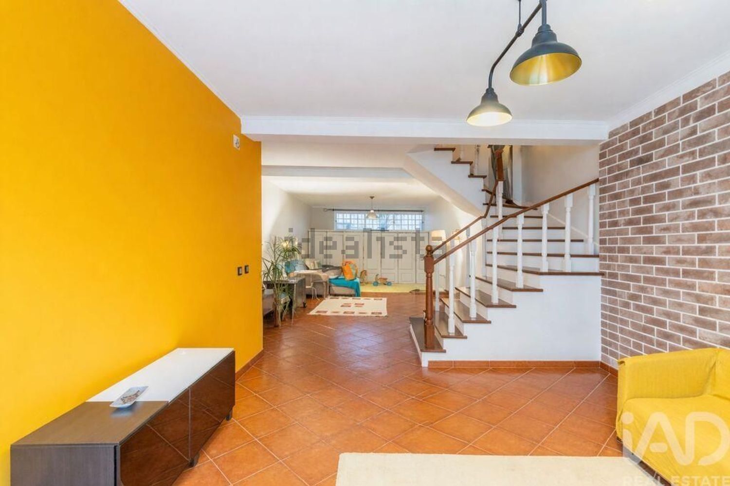 小楼房或独栋别墅出售在Penedo - Matarraque - 详情