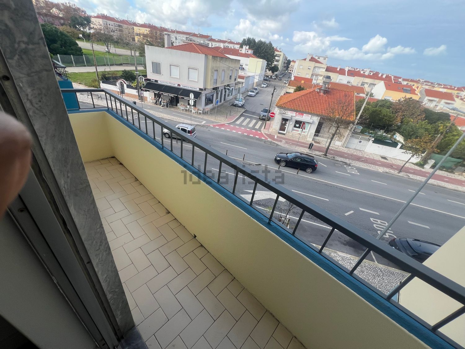 出租房间在Avenida 1º de Maio, 3 - 阳台