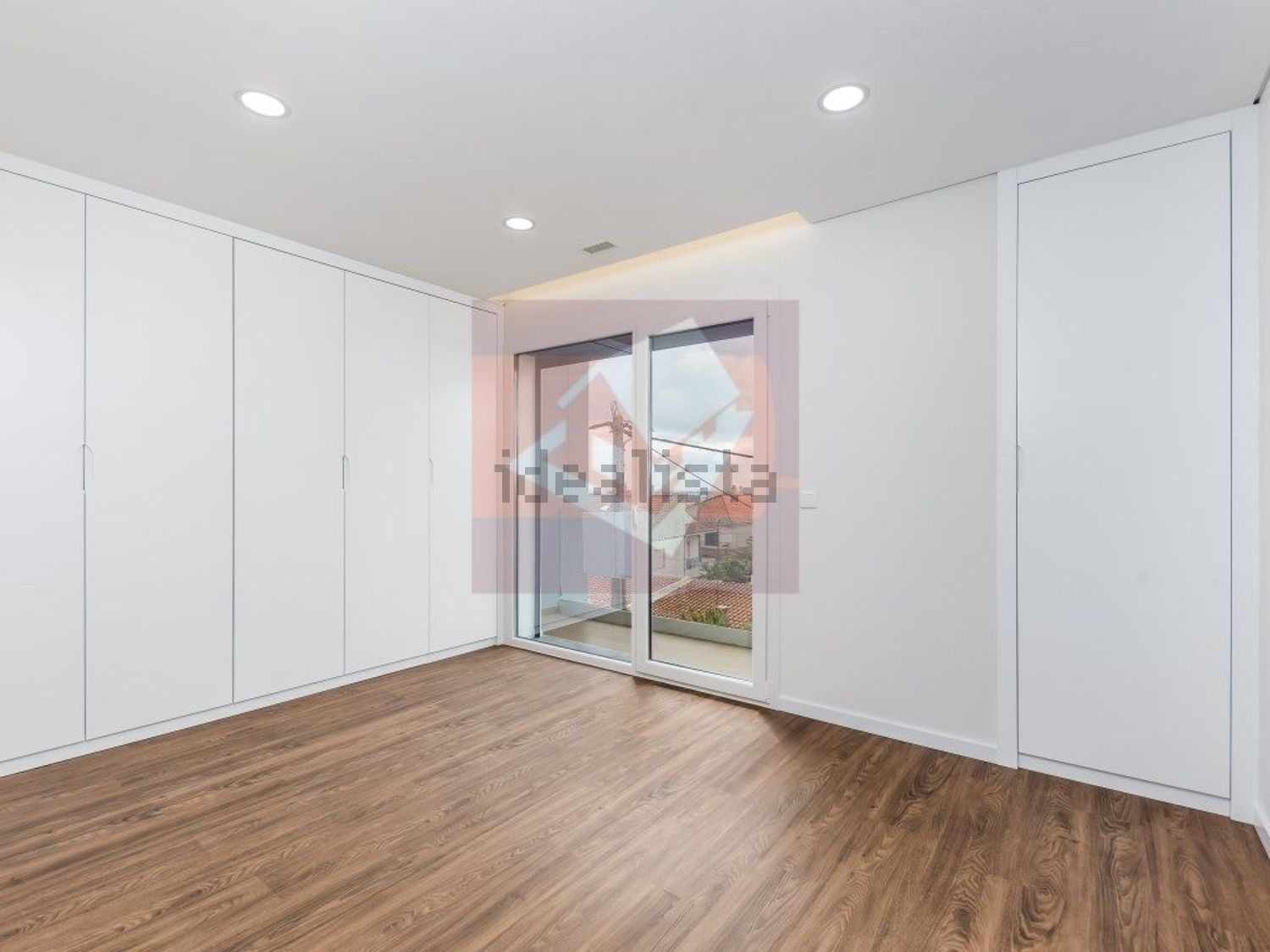 小楼房或独栋别墅出售在Pontinha e Famões - 卧室