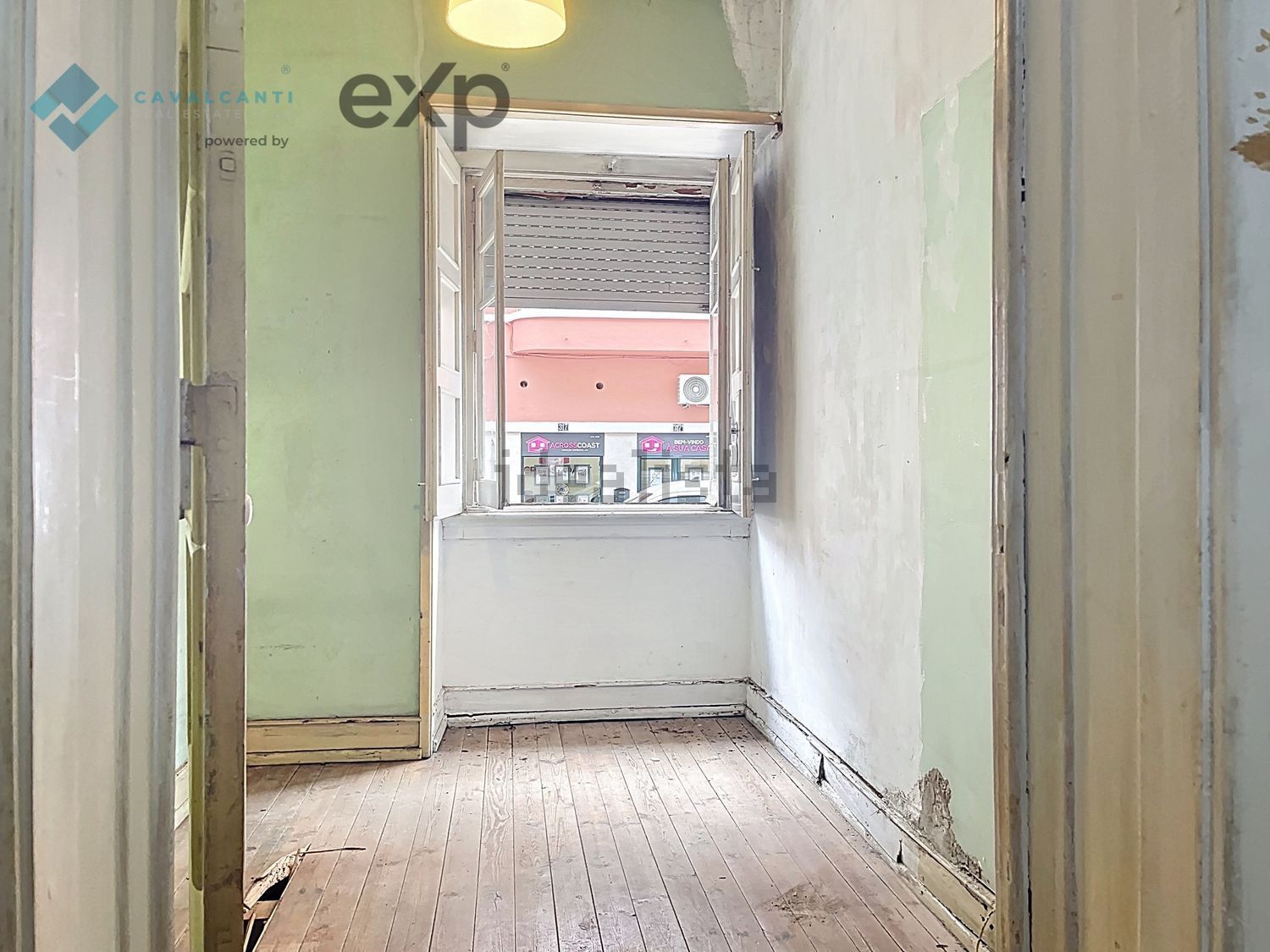 公寓 t3出售在Rua Barão de Sabrosa s/n - 居住