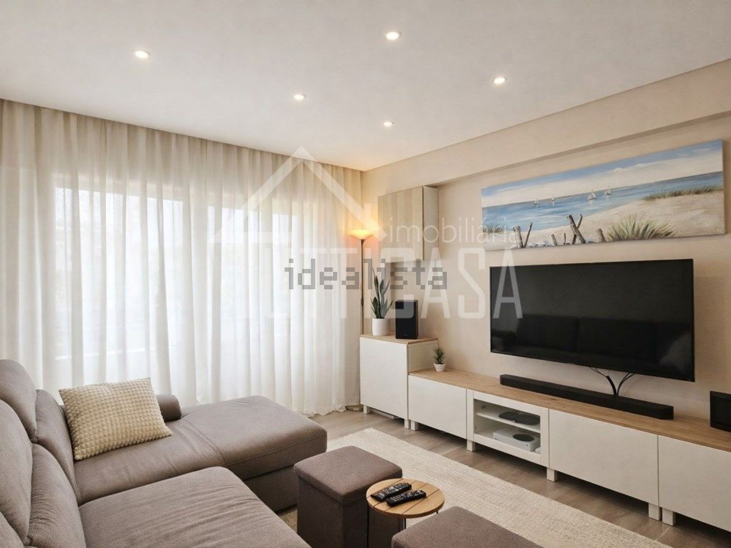 公寓 t3出售在Avenida Azedo Gneco G6 - 客厅