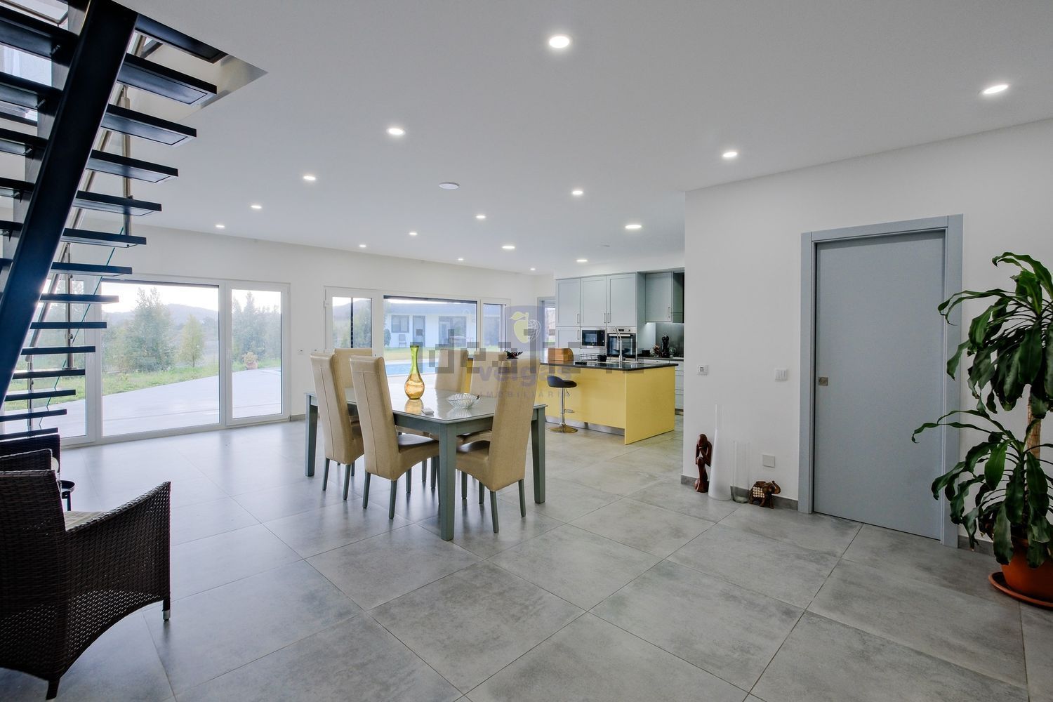 小楼房或别墅出售在Lousa - 客厅