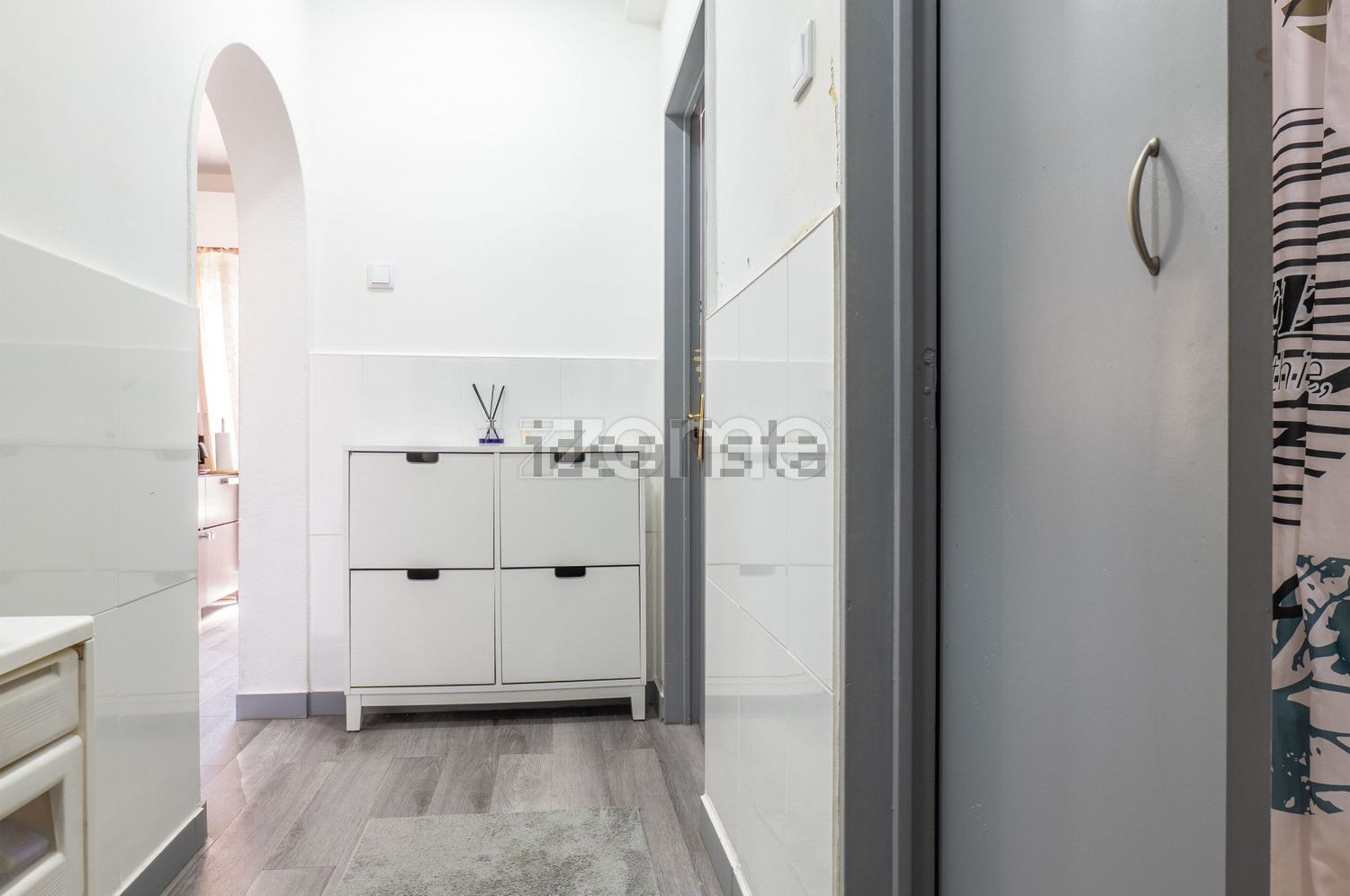 公寓 t2出售在Rua Vasco Santana, 1 - 前厅