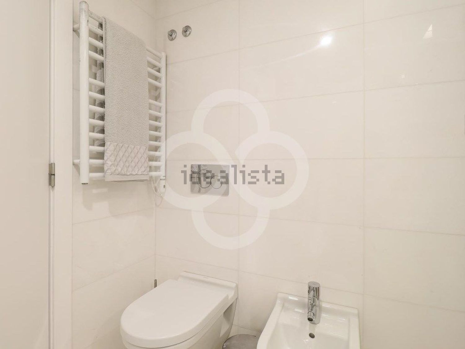 出租公寓 t3在Rua Luciana Stegagno Picchio, 12 - 卫生间