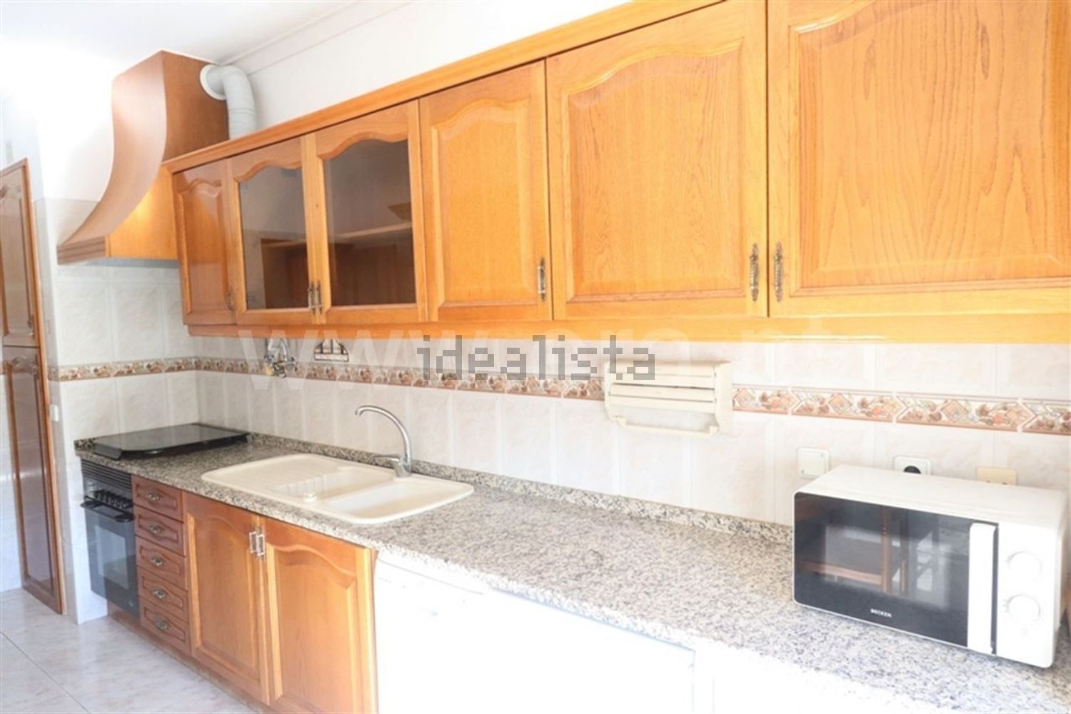 出租公寓 t2在Cruz de Pau - 厨房