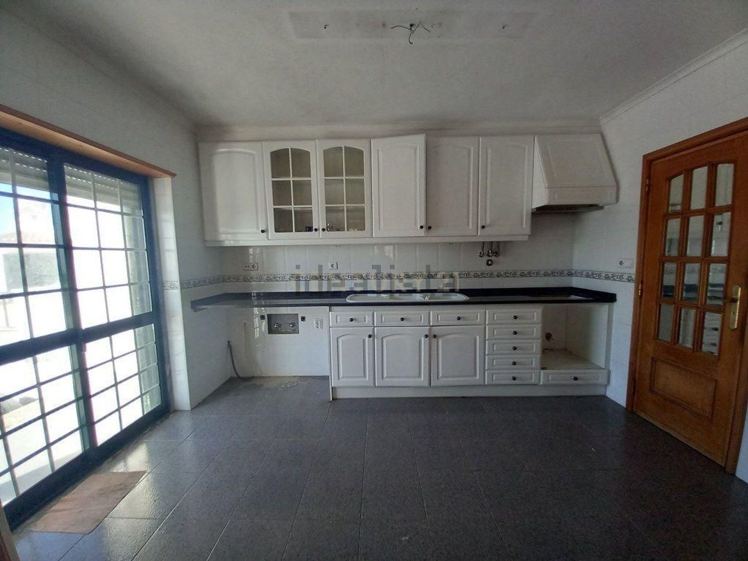 双拼别墅出售在Rua do Cerrado das Tramagueiras, 5 - 厨房