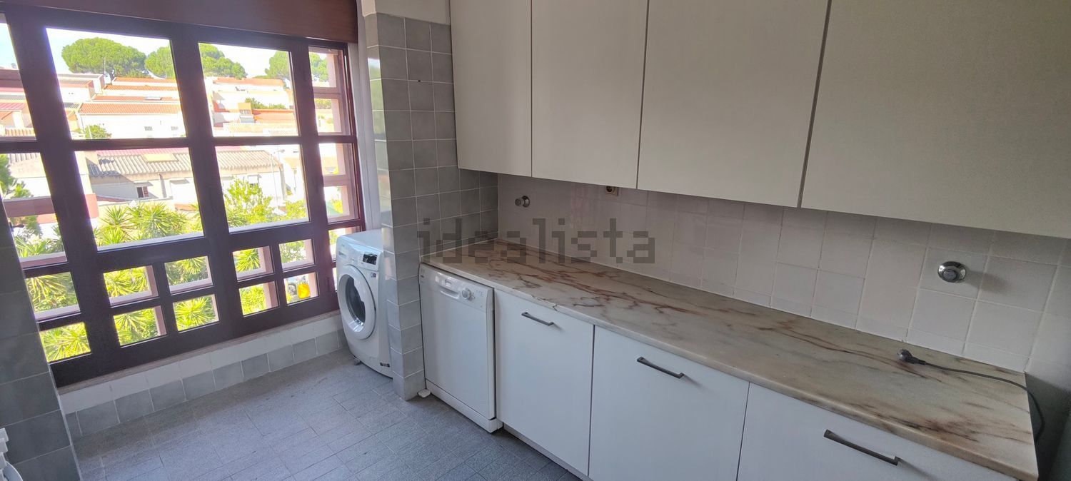 出租公寓 t2在Rua Professor Eduardo Cortesão, 20 - 厨房