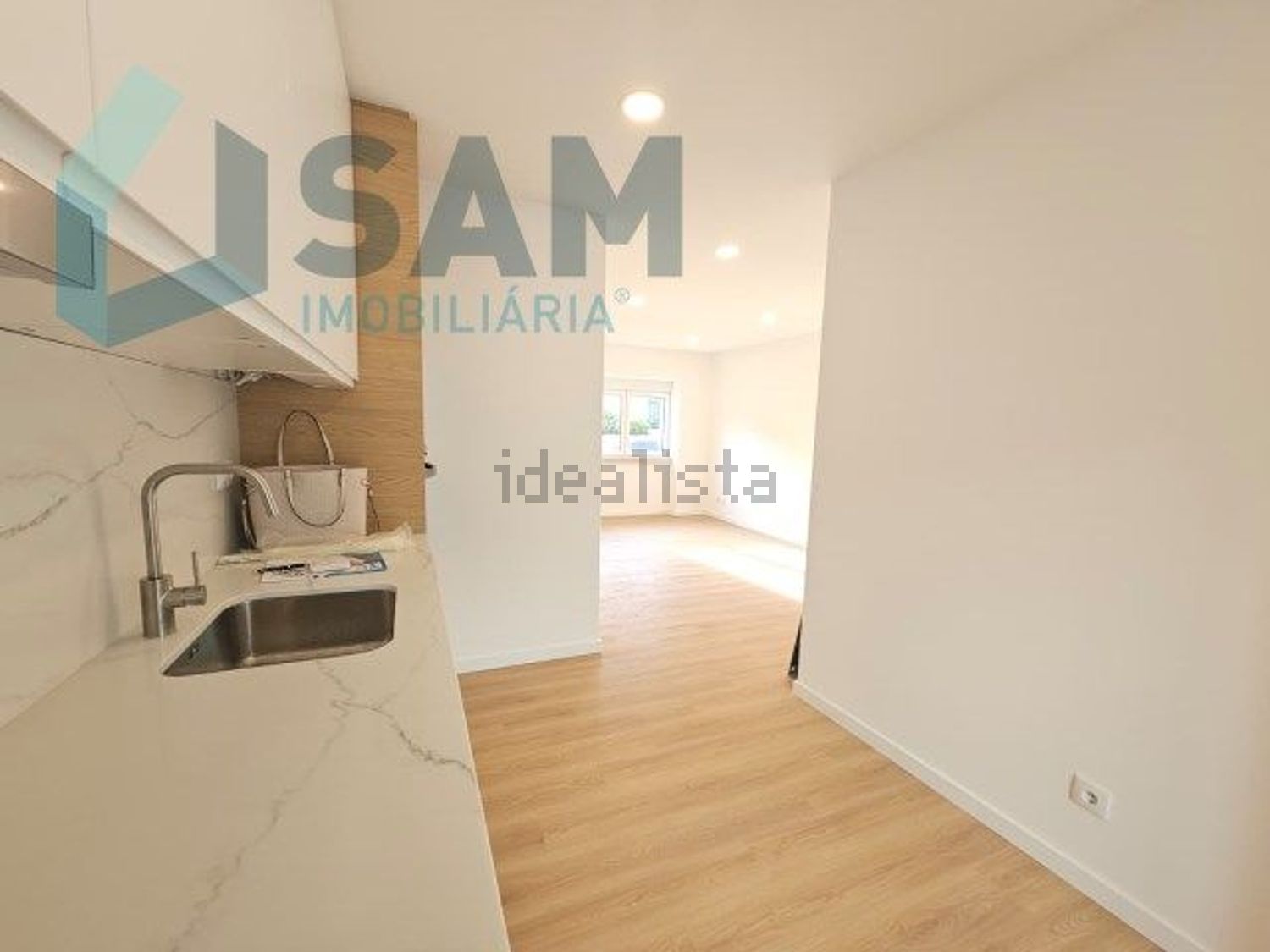 公寓 t2出售在Rua Luís Gomes - 厨房