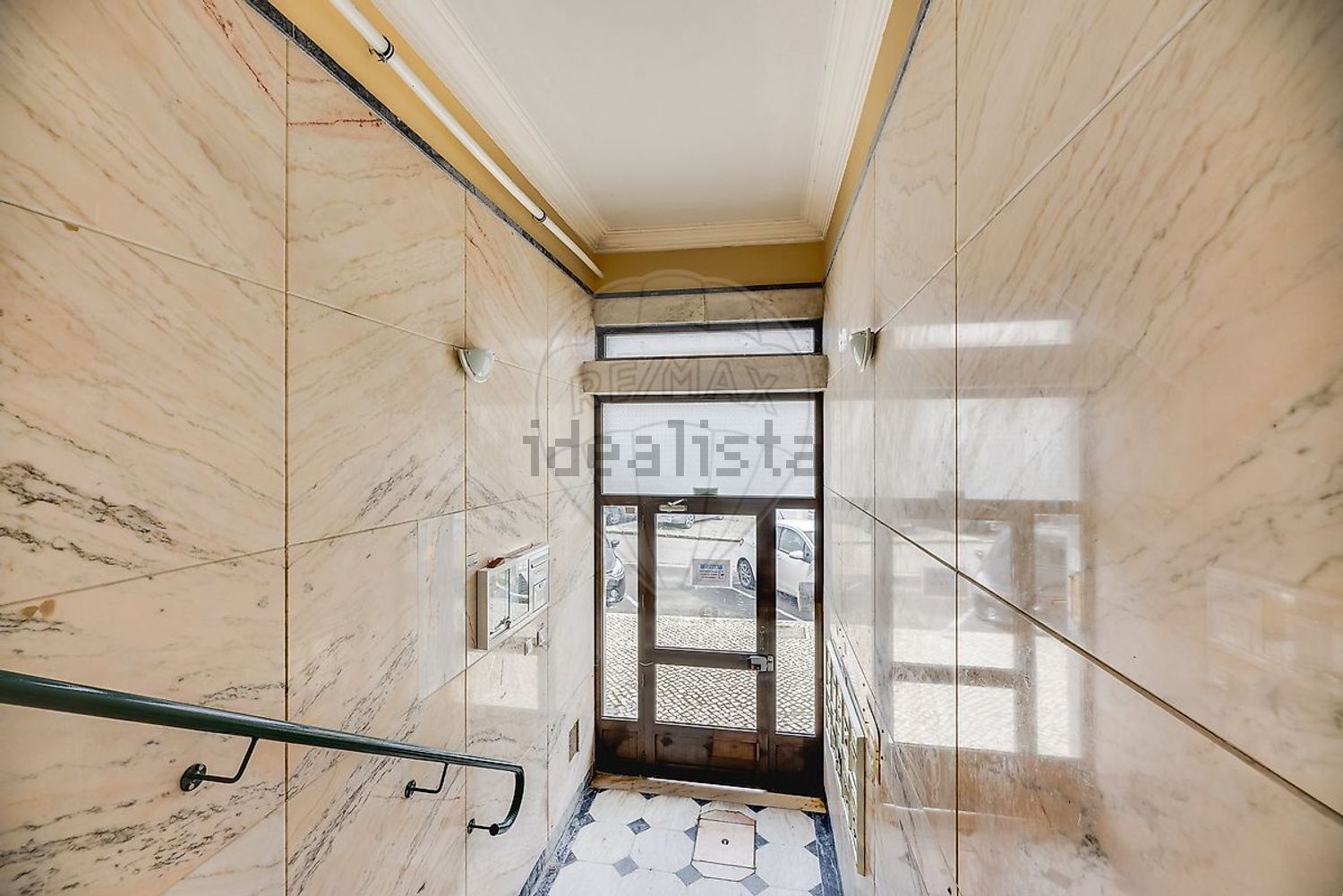 公寓 t2出售在Rua 4 de Outubro - 照片