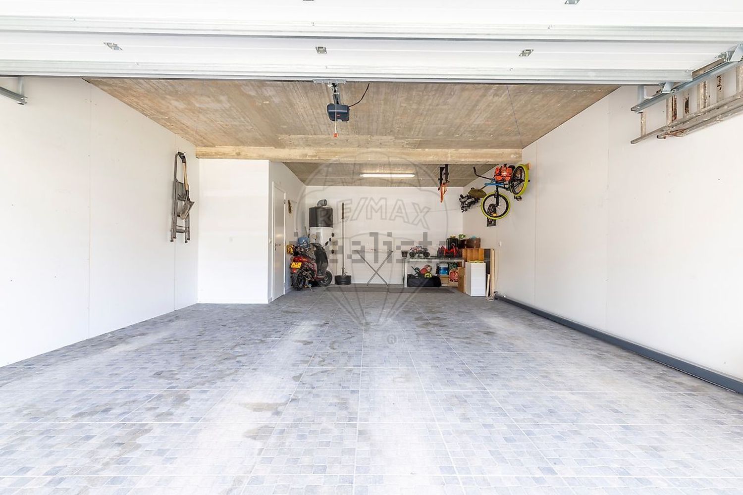 小楼房或独栋别墅出售在Praceta Da Lapa - 照片