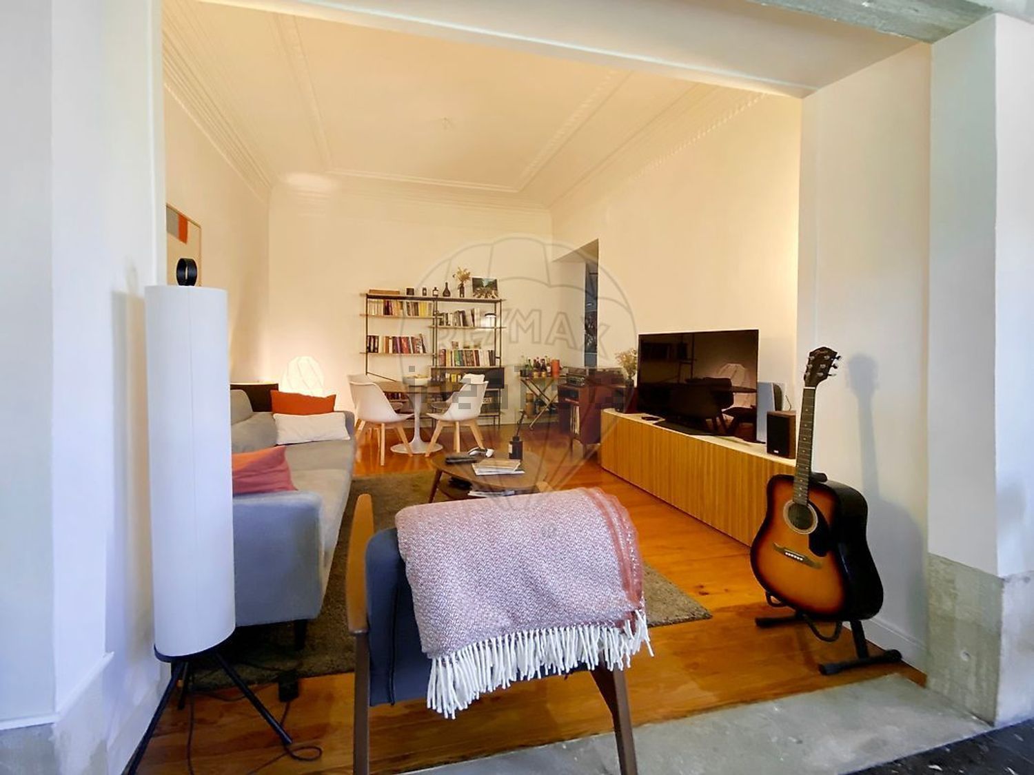 出租公寓 t1在Rua da Penha de França - 客厅