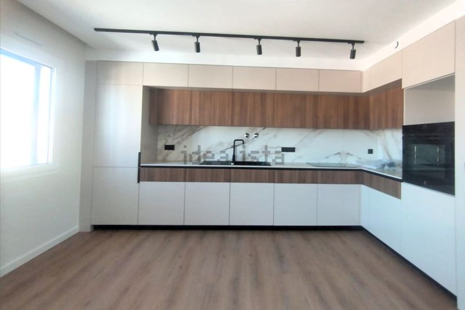 公寓 t1出售在Avenida Tenente Valadim - 厨房