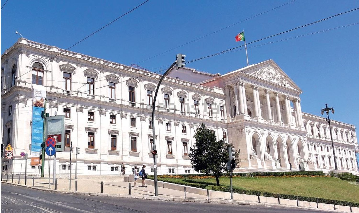 公寓 t2出售在Rua de São Bento - 视线