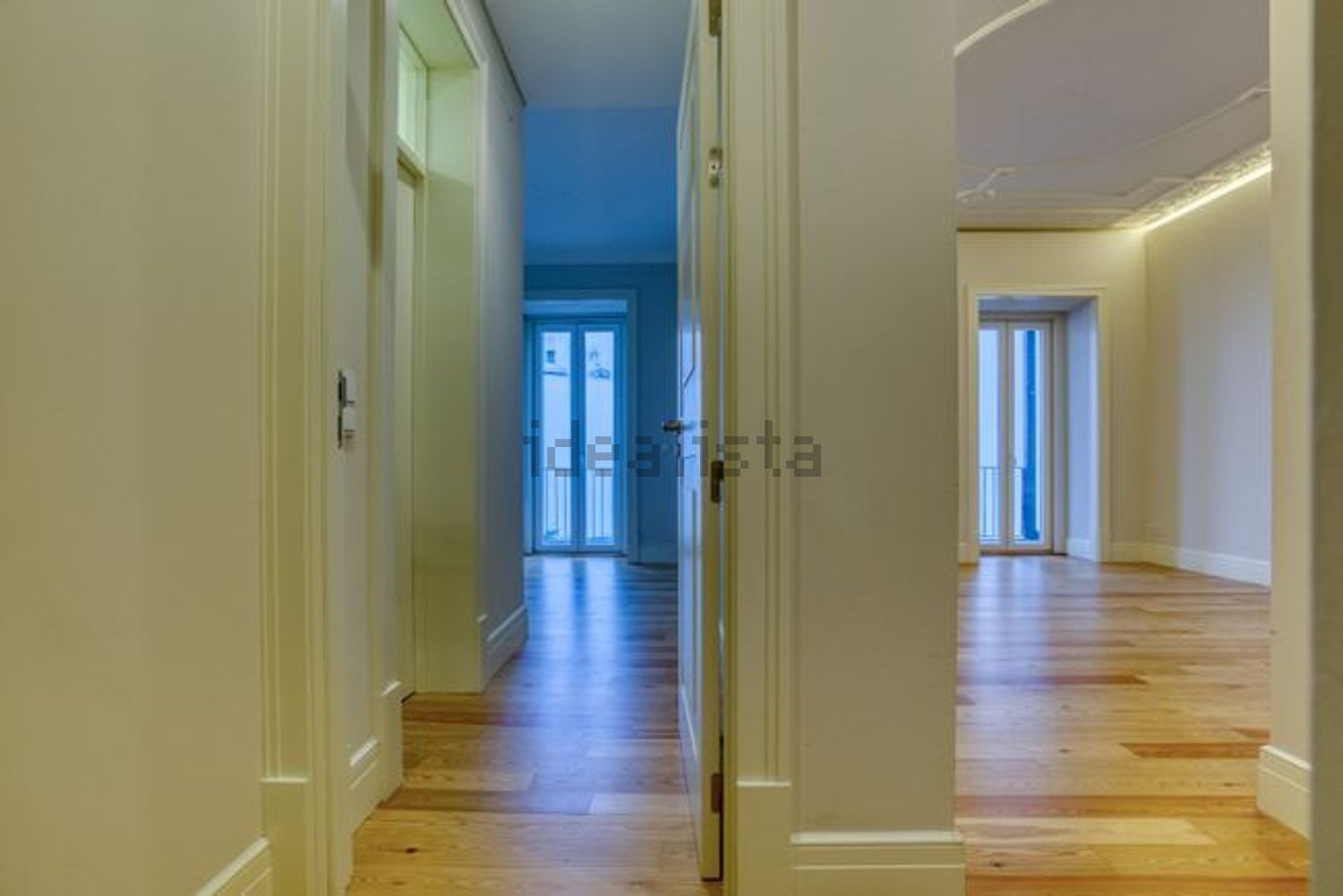 出租公寓 t2在Rua Braamcamp - 过道