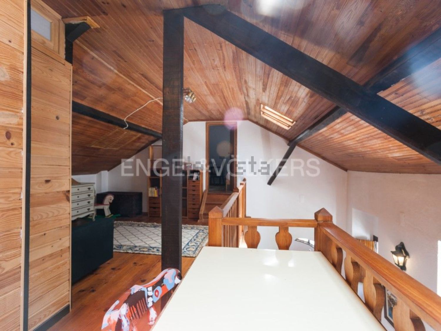 小楼房或独栋别墅出售在Dois Portos e Runa - 照片