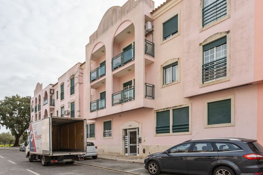 公寓 t2出售在Rua do Círio de Aldegalega, 334