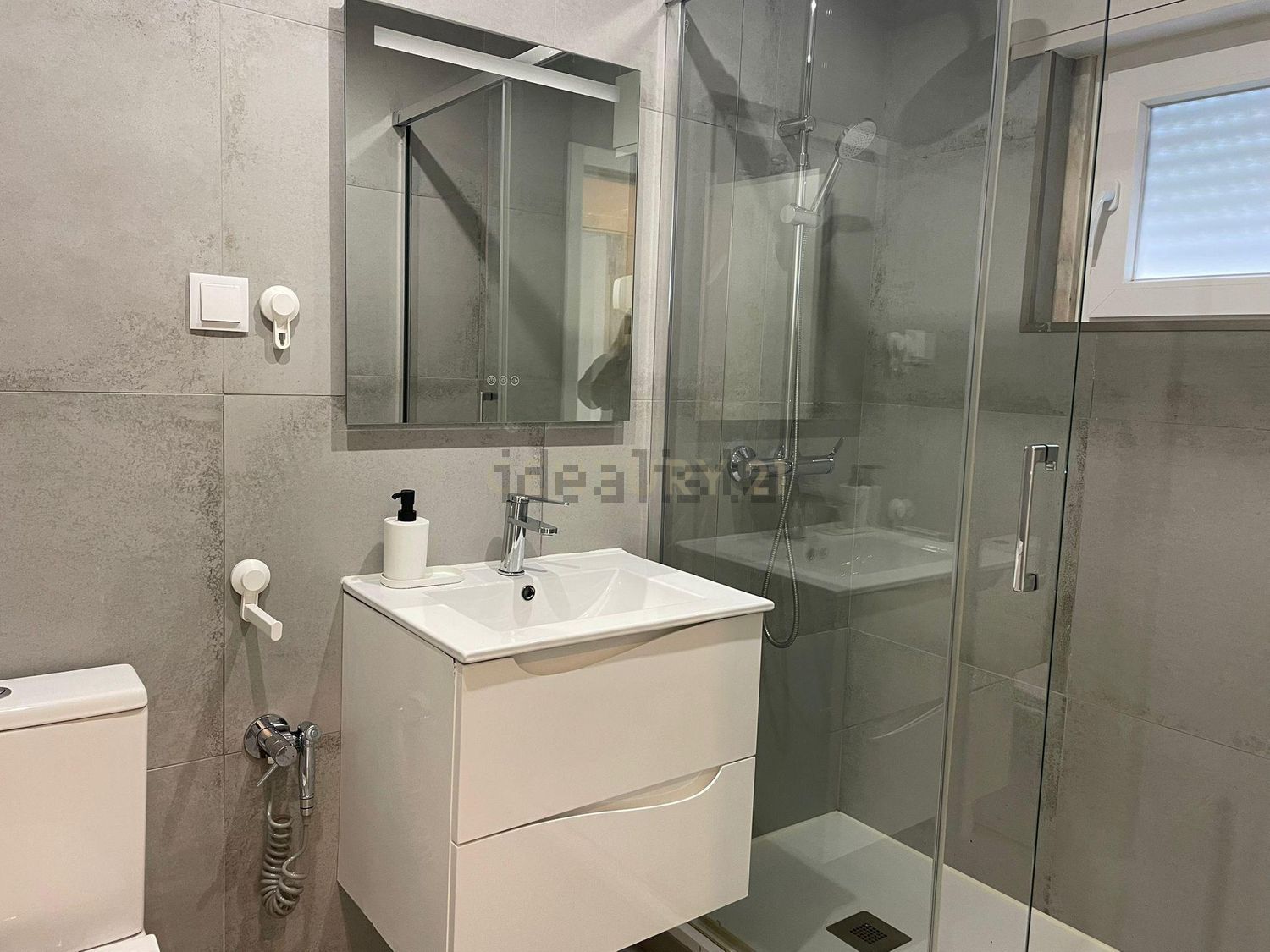 出租公寓 t2在Estrada Serra da Mira, 32 - 卫生间