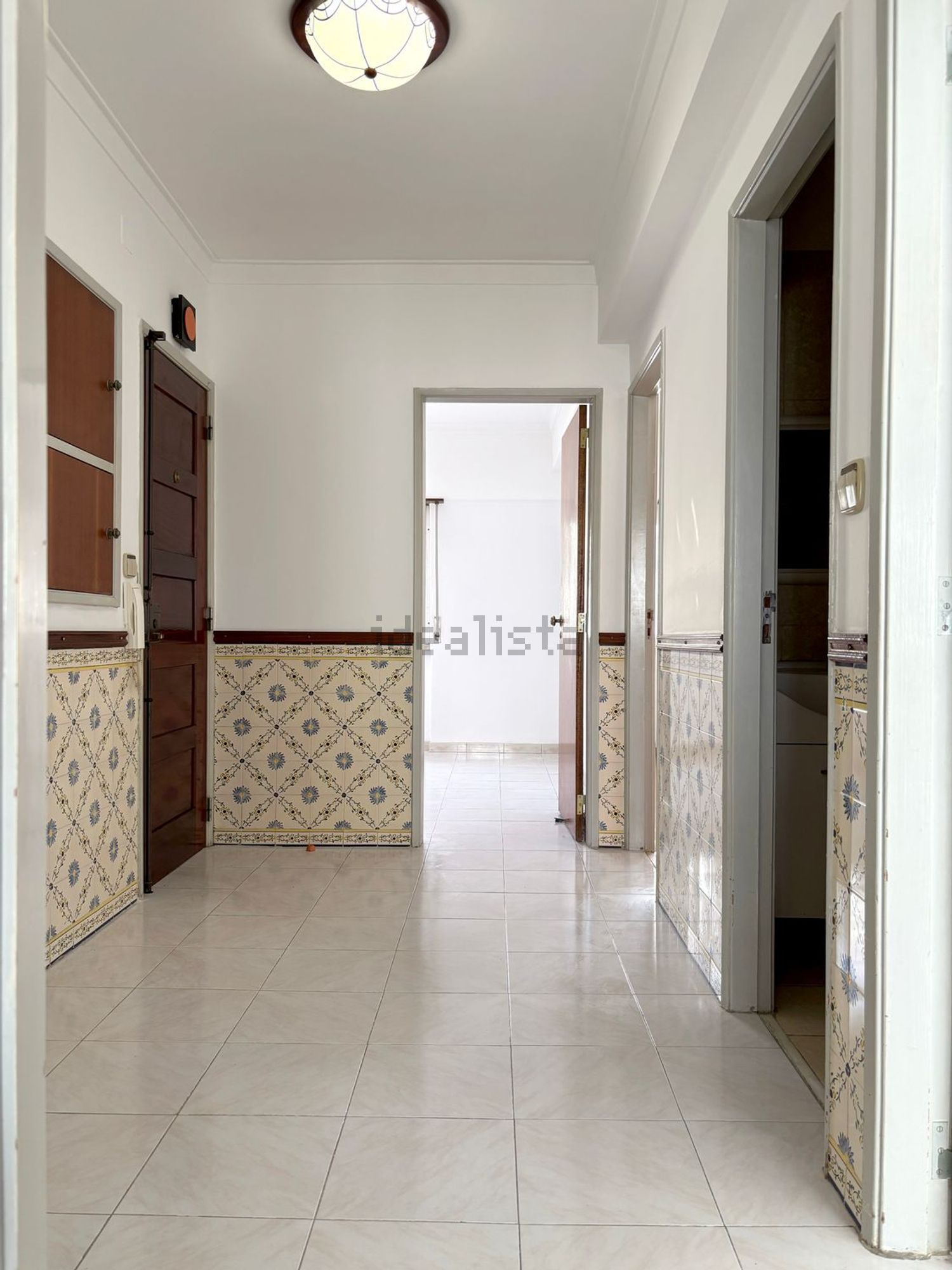 公寓 t2出售在Rua Domingos José Tavares, 11 - 前厅