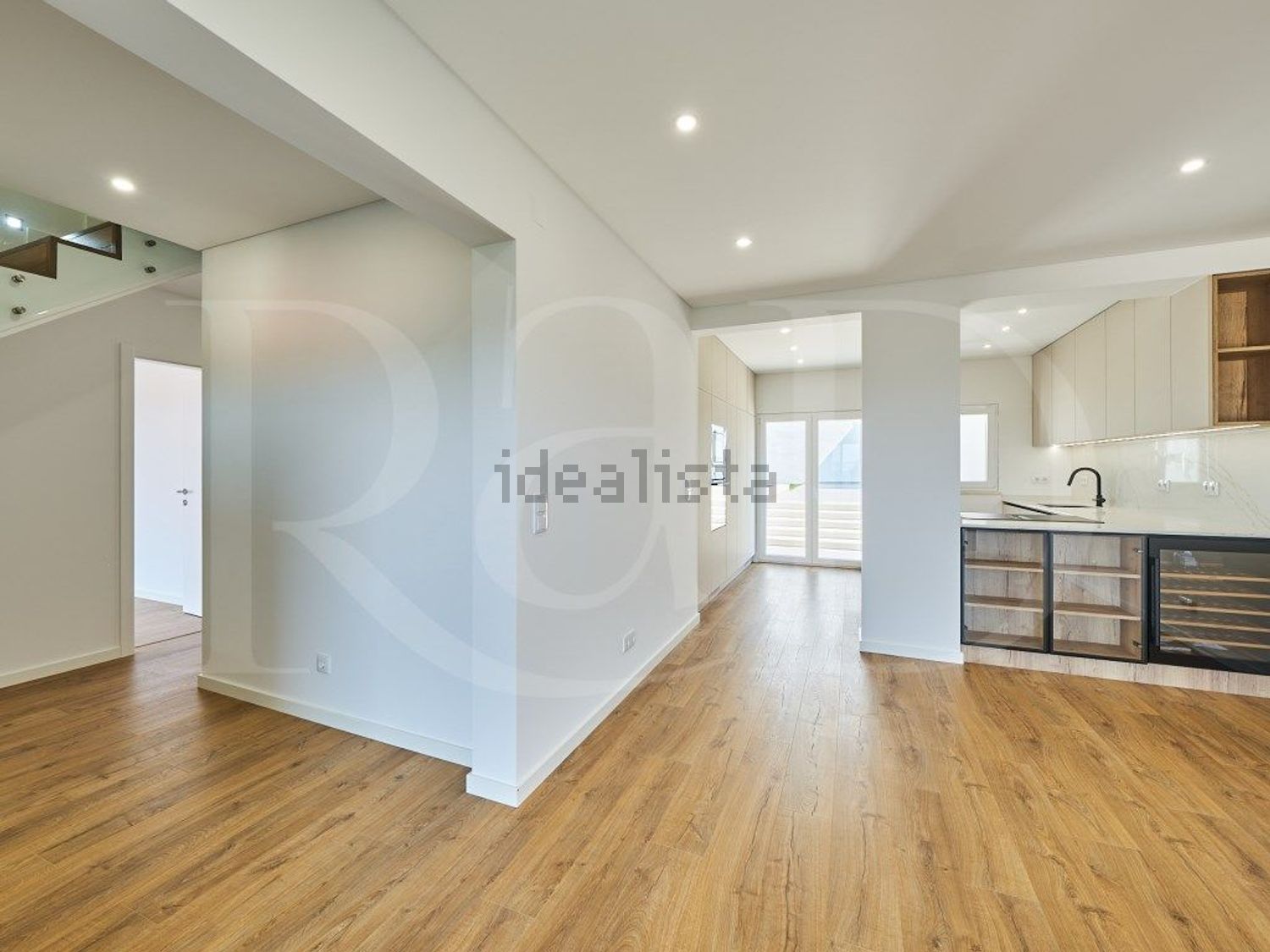 小楼房或独栋别墅出售在Rua do Massapêz, 43 - 客厅