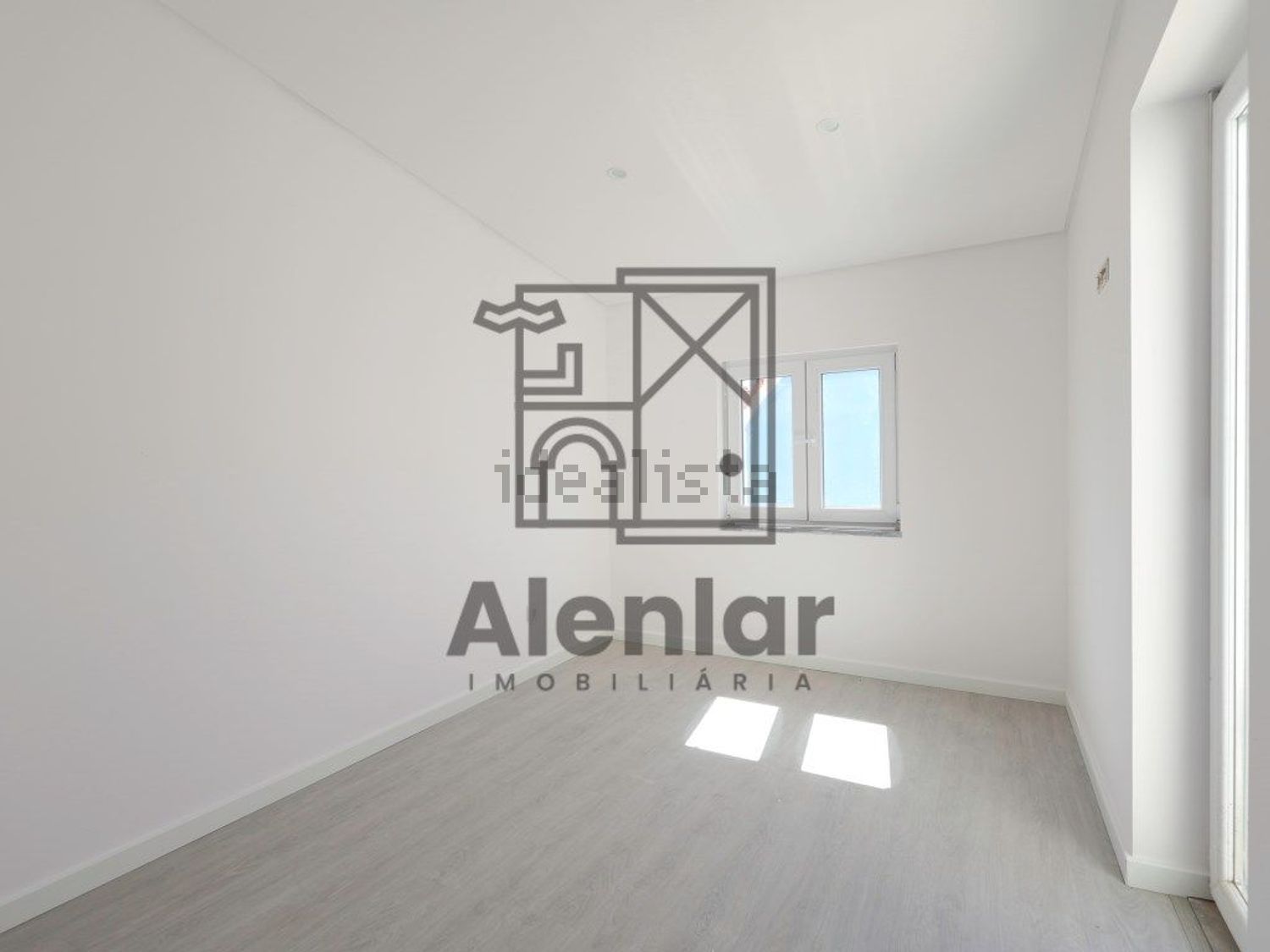 小楼房或独栋别墅出售在Ventosa - 照片