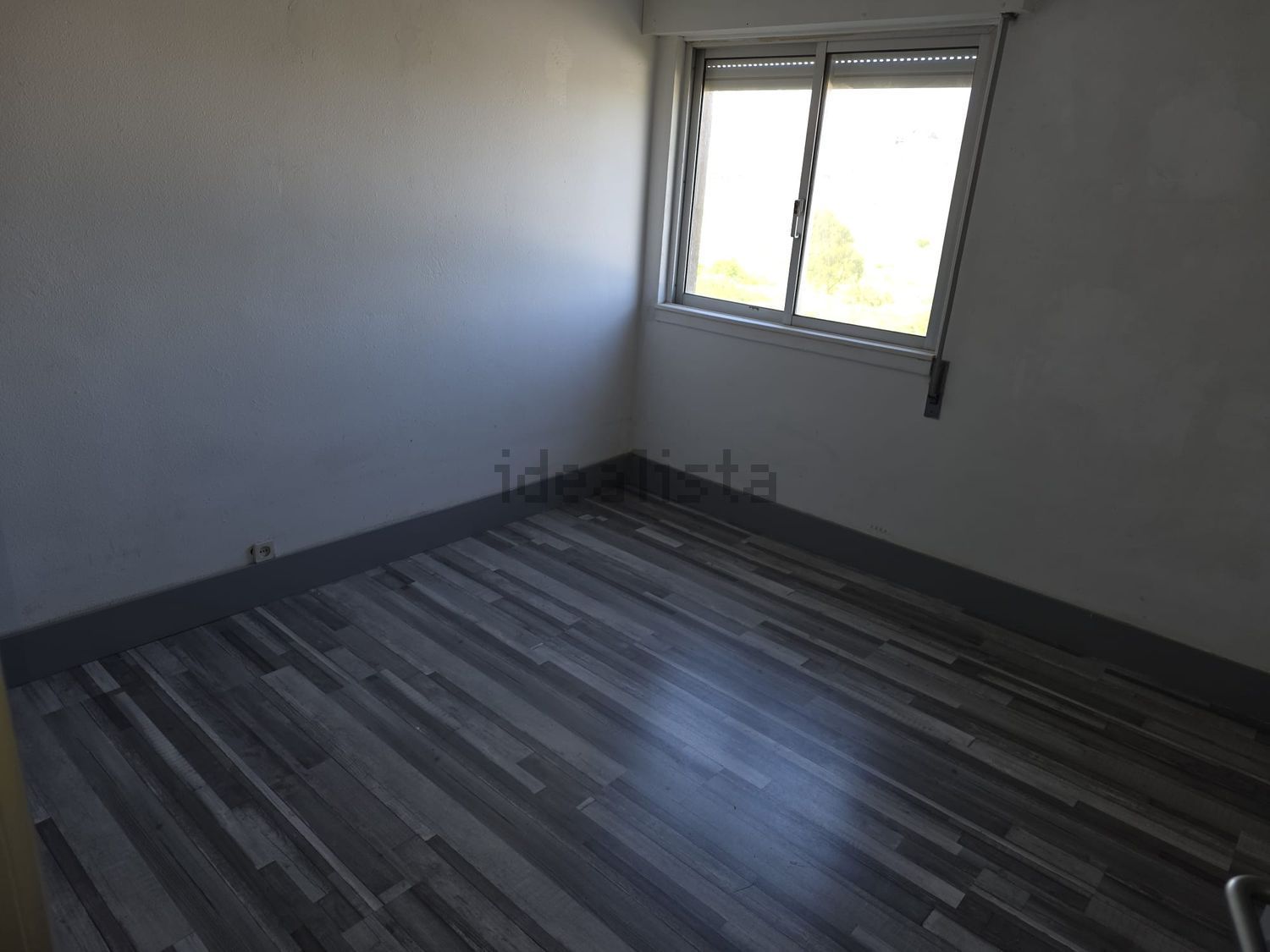 公寓 t3出售在Santo António dos Cavaleiros e Frielas - 居住