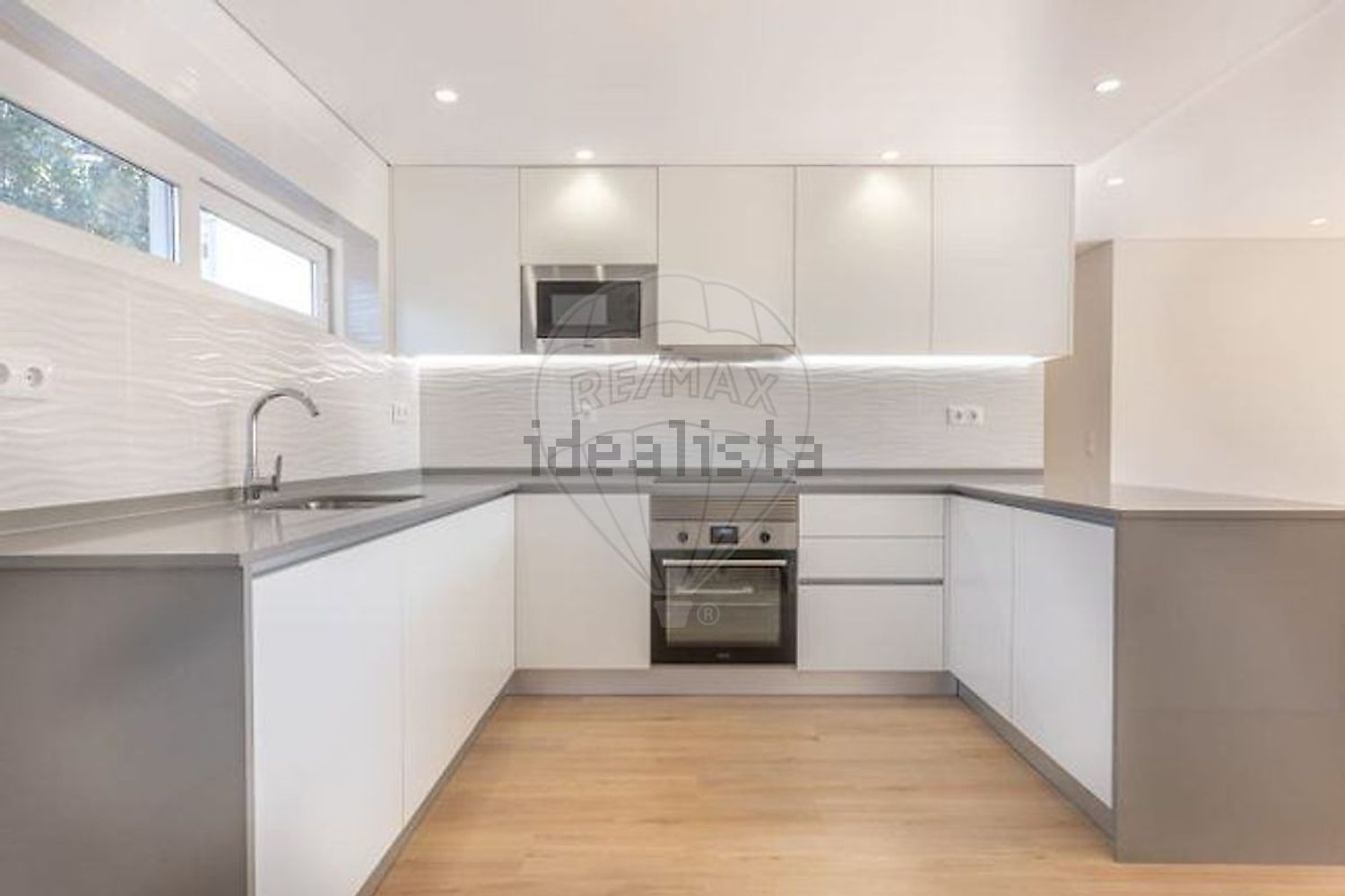 公寓 t2出售在Rua Sargento Armando Monteiro Ferreira - 厨房