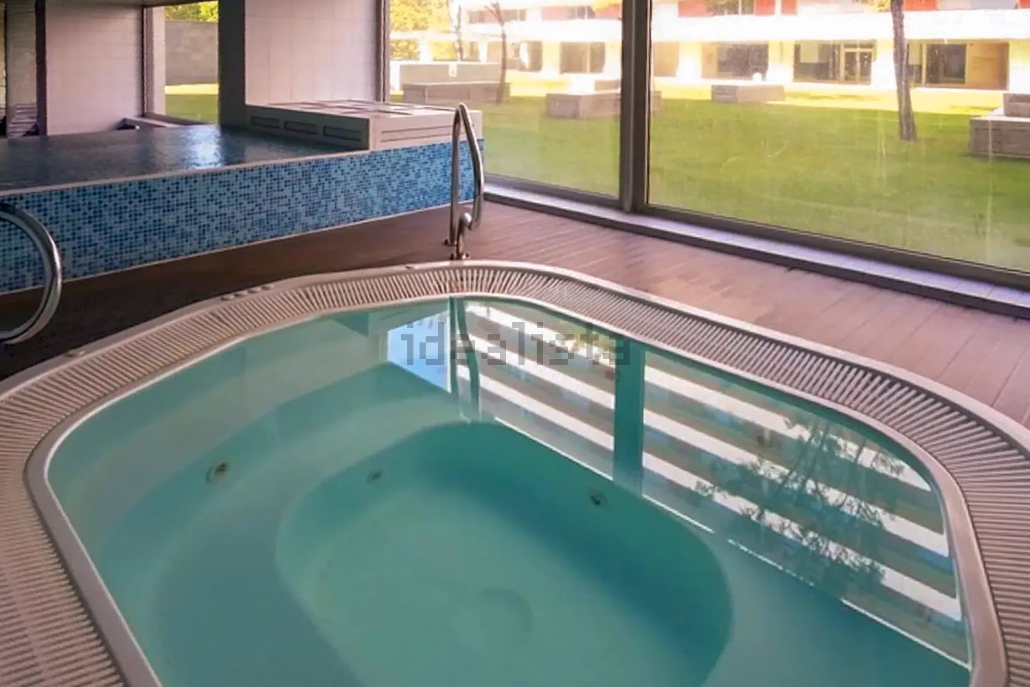 出租公寓 t1在Rua Arnaldo Ferreira - 游泳池