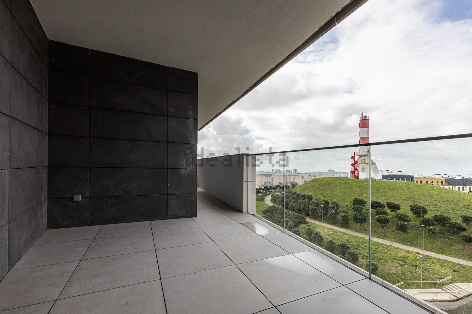 顶层公寓出售在Rua Nicolau Breyner, 9 - 阳台