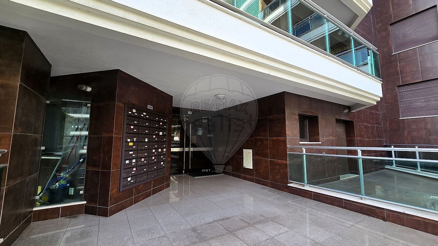 出租公寓 t3在Rua Marechal António de Spínola - 阳台