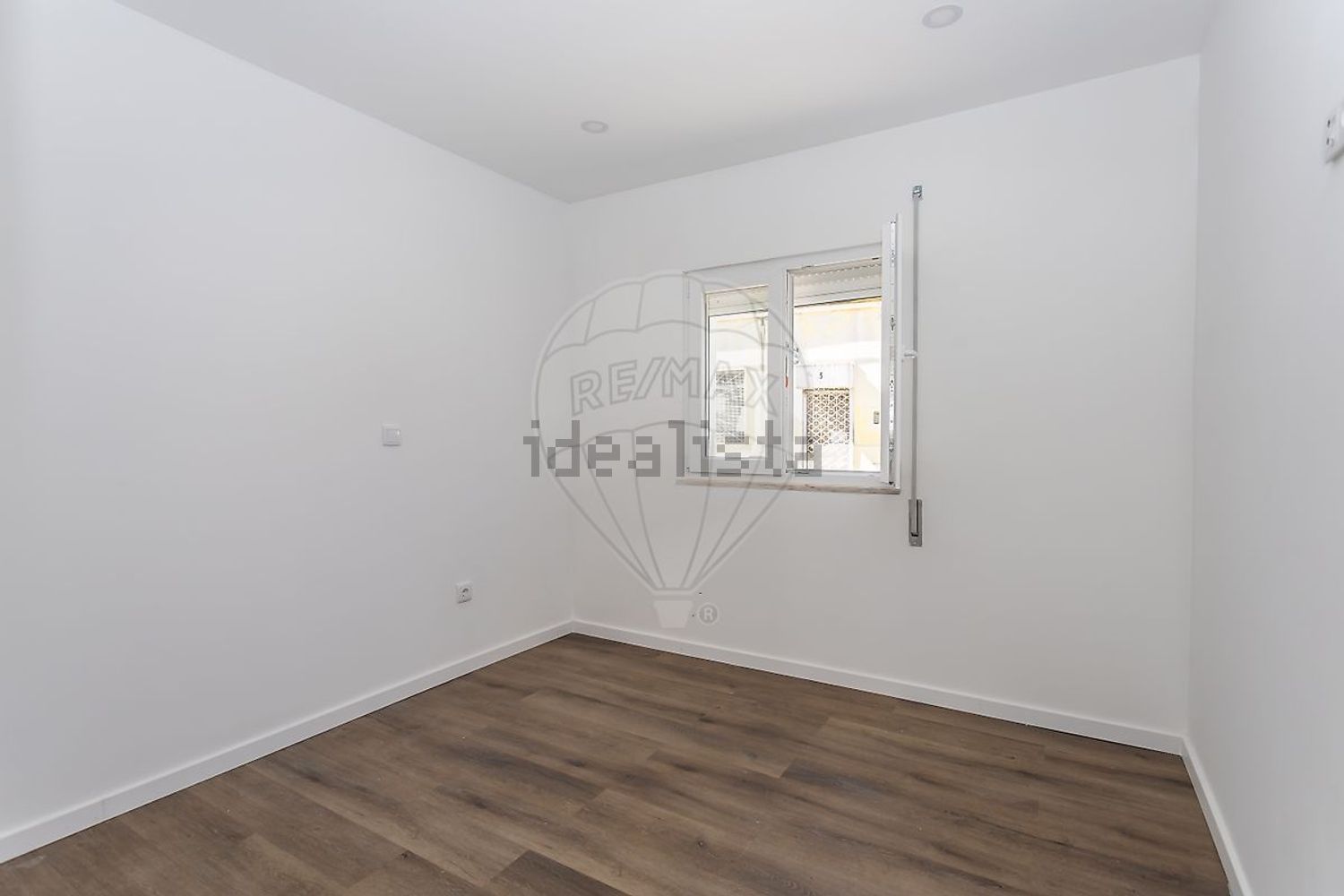 小楼房或独栋别墅出售在Praceta José Escada - 居住