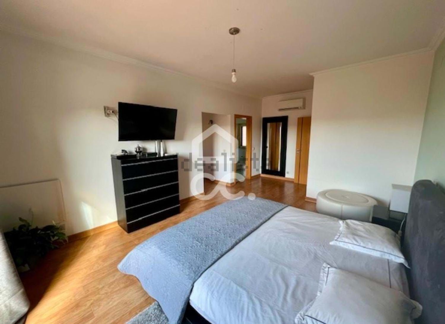 小楼房或独栋别墅出售在Milharado - 卧室