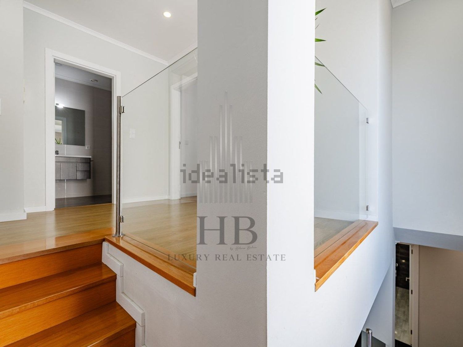 双拼别墅出售São João Das Lampas - 楼梯