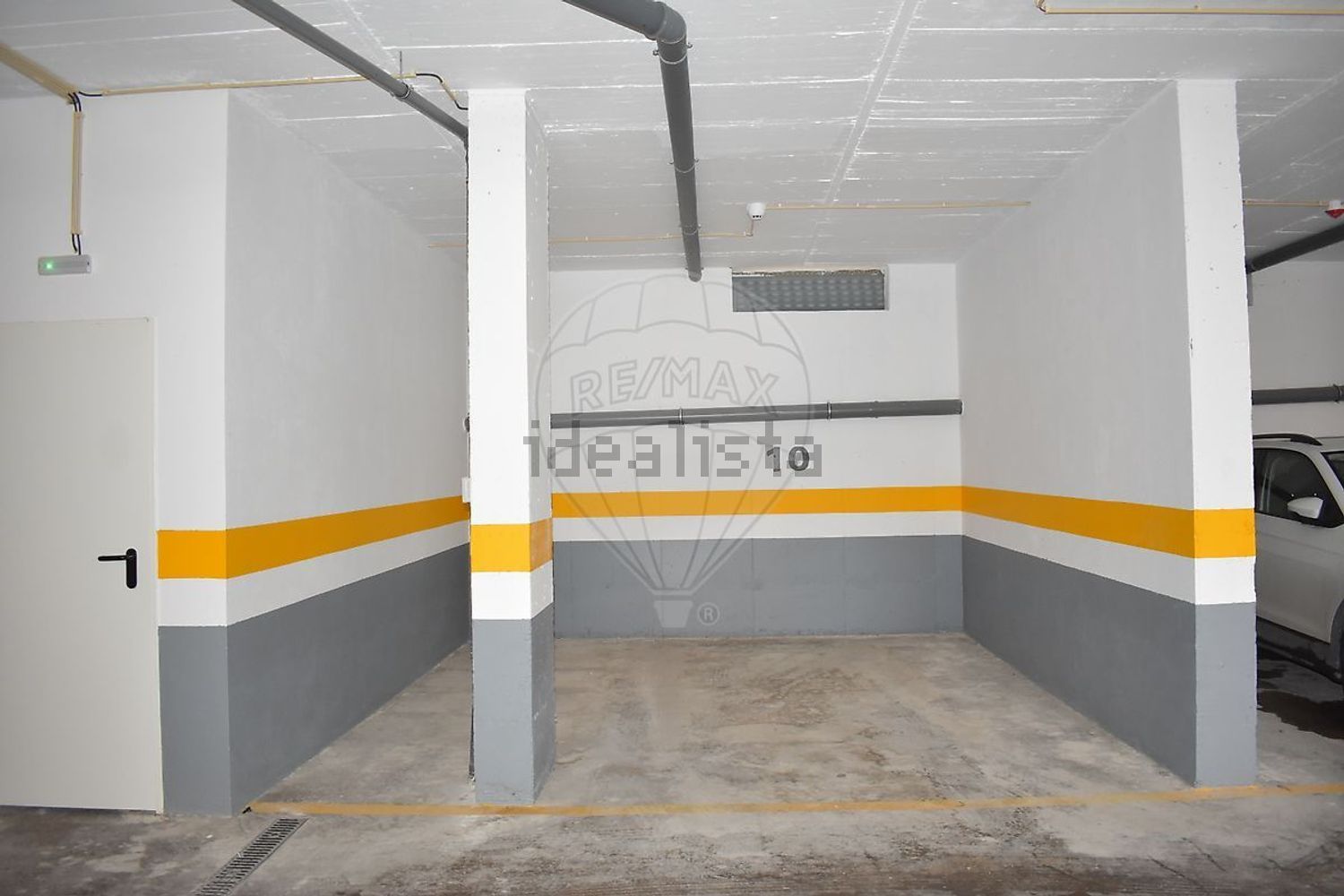 公寓 t2出售在Rua Gago Coutinho e Sacadura Cabral - 停车位