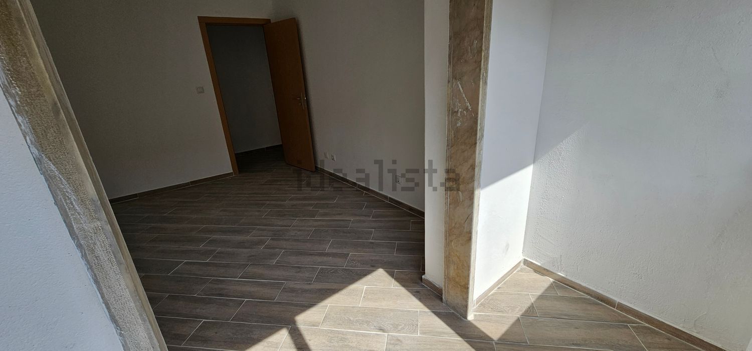 出租公寓 t2在Rua General Justiniano Padrel, 14 - 居住