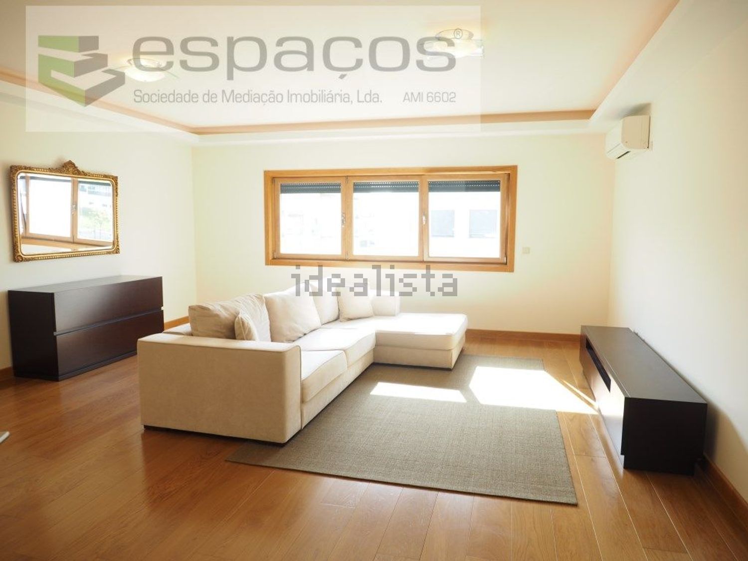 出租公寓 t4在Santa Iria de Azoia - São João da Talha - Bobadela - 客厅