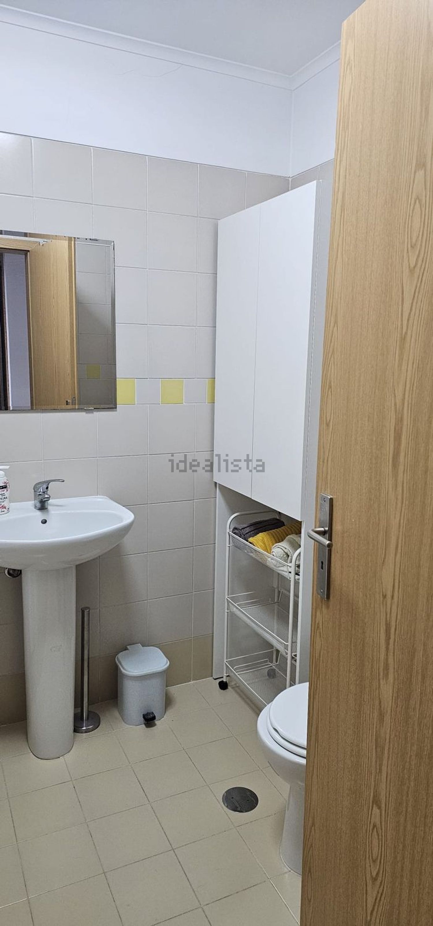 出租房间在Rua Fernando Gusmão, 12 - 卫生间