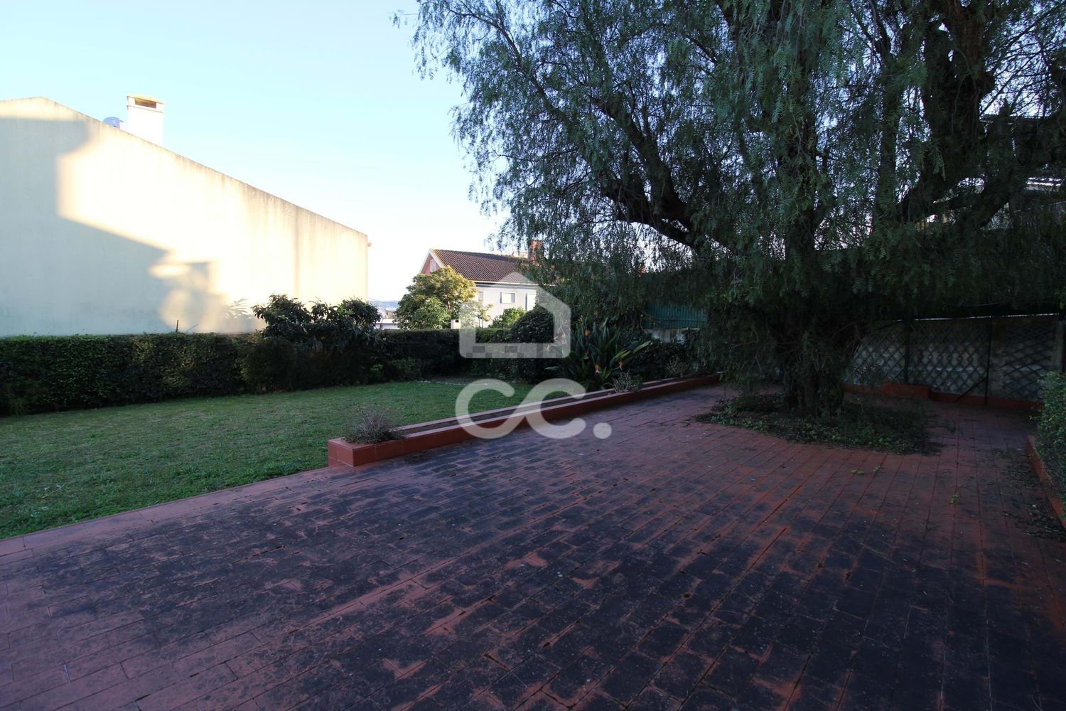 小楼房或独栋别墅出售在Santo Antão e São Julião do Tojal - 花园